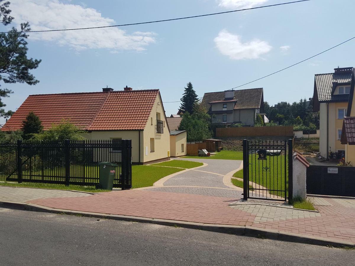 Villa Dom Wakacyjny Na Sielskiej Allenstein Exterior foto
